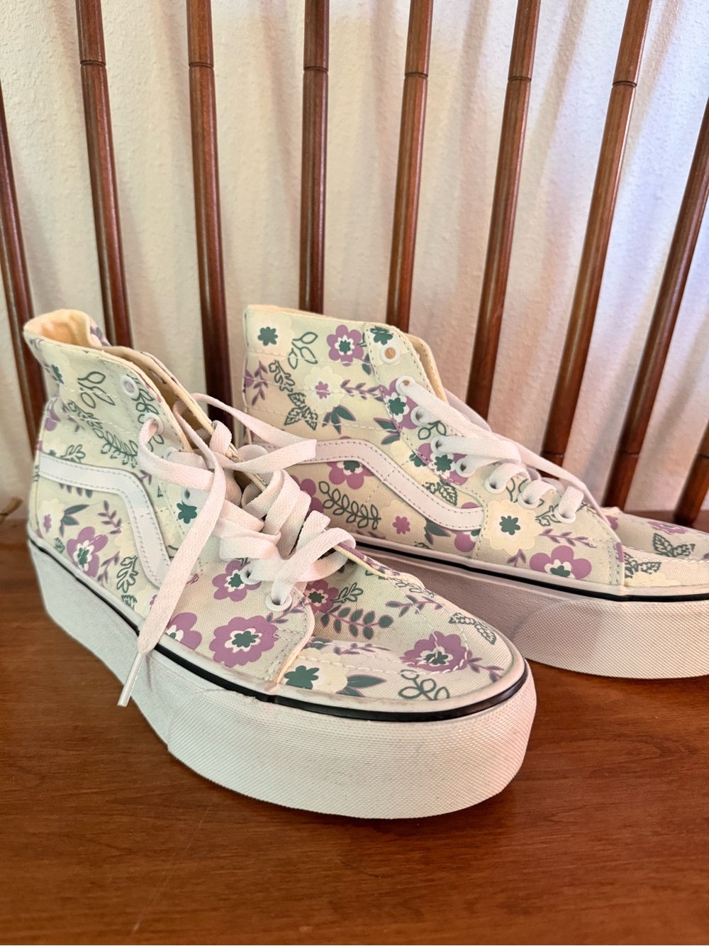 Vans High-Top Platform Sneakers in Lavender, Teal and White- new without tags